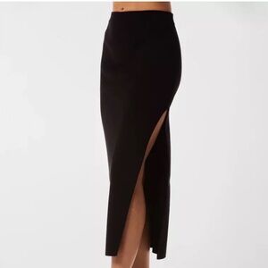 THE NOLI SHOP HAMPTON’S BLACK RIBBED KNIT MIDI SKIRT NEW SIZE LARGE
